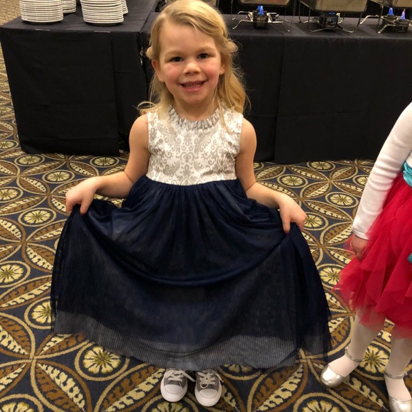 Olive Mae Dress - Picture 2 of 2